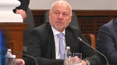 Бившият министър на отбраната Тагарев с още една версия за взривилия се у нас дрон