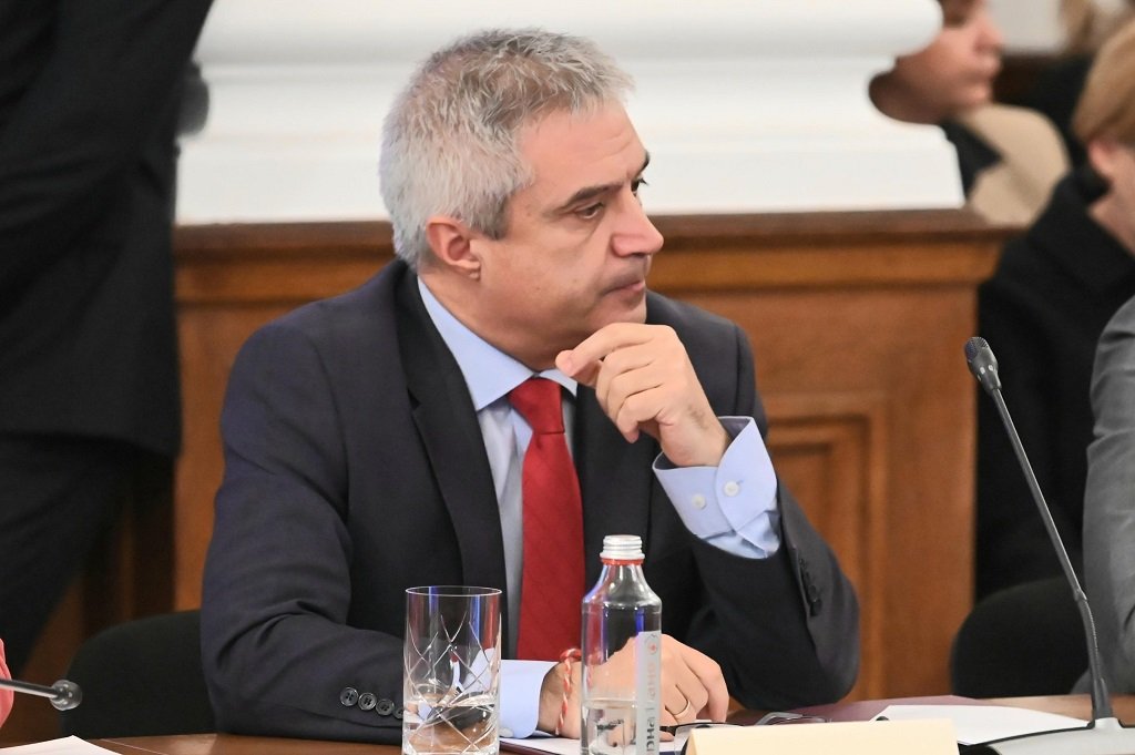 Министърът на енергетиката в оставка Румен Радев