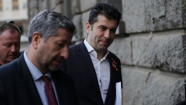 Изказването му идва на фона на преговори между двете формации