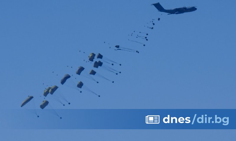 Операцията е съвпада с инициативата на Египет и Обединените арабски