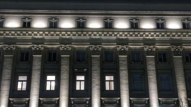 Единственият политик който проговори пред журналистите беше Деница Сачева Зам председателката