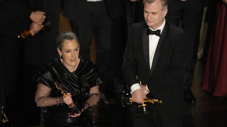 Кристофър Нолан и съпругата му ще бъдат ръкоположени за рицар и дама на Великобритания