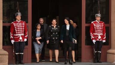 Имаме нужда от още 24 часа да финализираме преговорите за