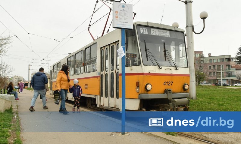 Коментари - Пуснаха новата трамвайна линия №21, свързваща "Гео Милев" с ...