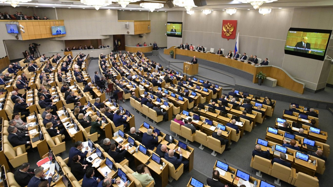 Руски депутати внесоха законопроект за анулиране прехвърлянето на Крим от Русия на Украйна през 1954 г.