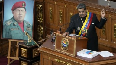 Мадуро наследи на поста през 2013 г покойния Уго Чавес