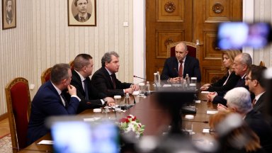 Връчването на третия мандат на ИТН е изненада след като