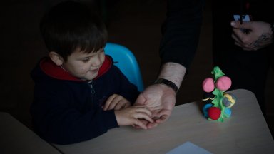 Русия създава система за "превъзпитание" на украински деца