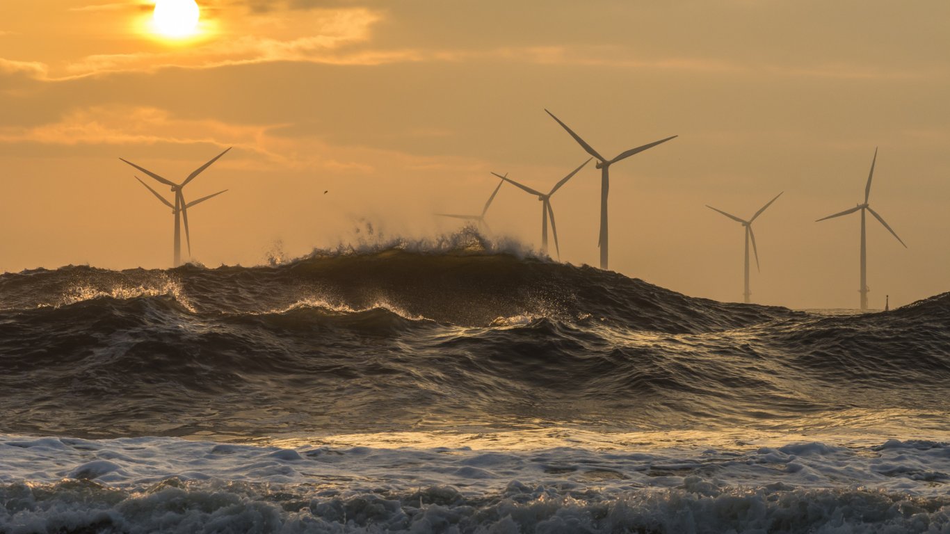 RWE ще постави 44 вятърни турбини край бреговете на Северно море