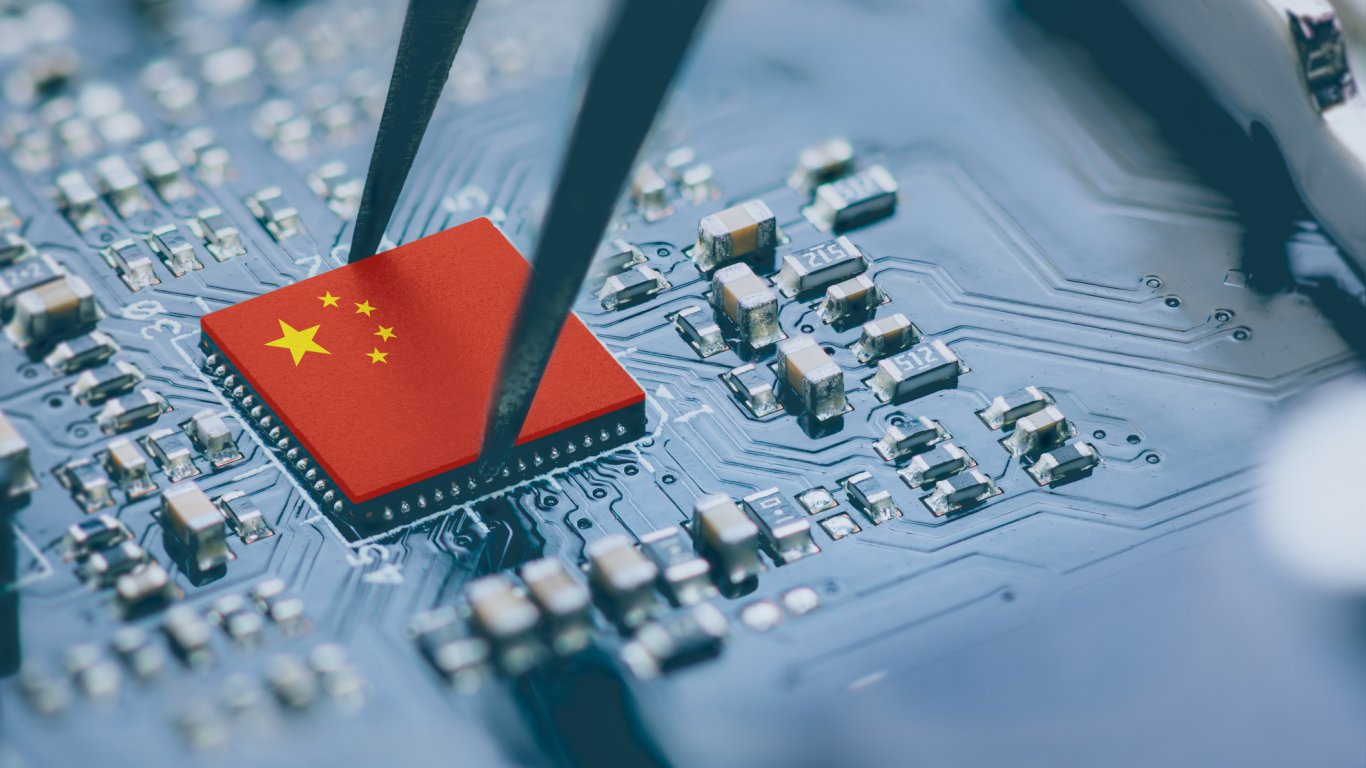 Без AMD и Intel в правителствени компютри на Китай