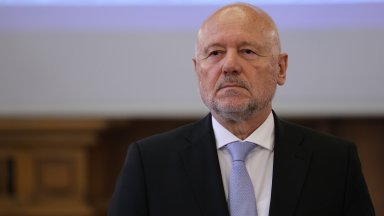 Министерството на отбраната не може да работи без да има