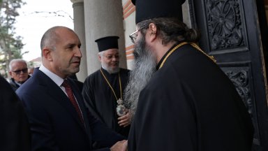 Решението на президента за отлагане на връчването на мандата идва