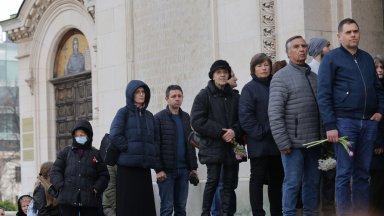 Негово Светейшество издъхна в реанимацията на Военномедицинска академия в София