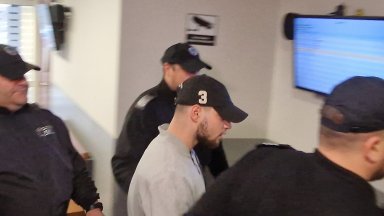 Михайлов е подсъдим за нанесени телесни повреди Пръв пред съда днес