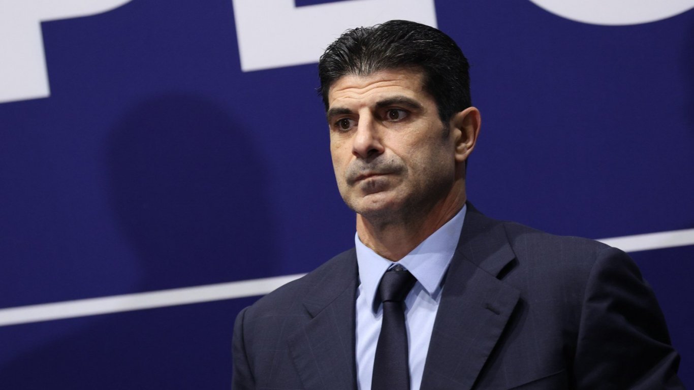 Президентът на БФС призова за най-скорошни мерки срещу футболното хулиганство