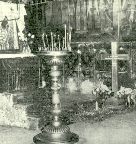 Гробът на патриарх Кирил е под чудотворната икона на Света Богородица