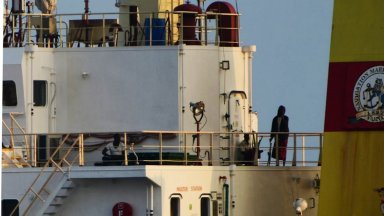 Заловените пирати трябва да пристигнат в Индия в събота и