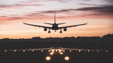 Силно търсене на самолетни пътувания в началото на лятото 