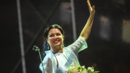 Оперната прима Анна Нетребко се завръща на сцената в Залцбург