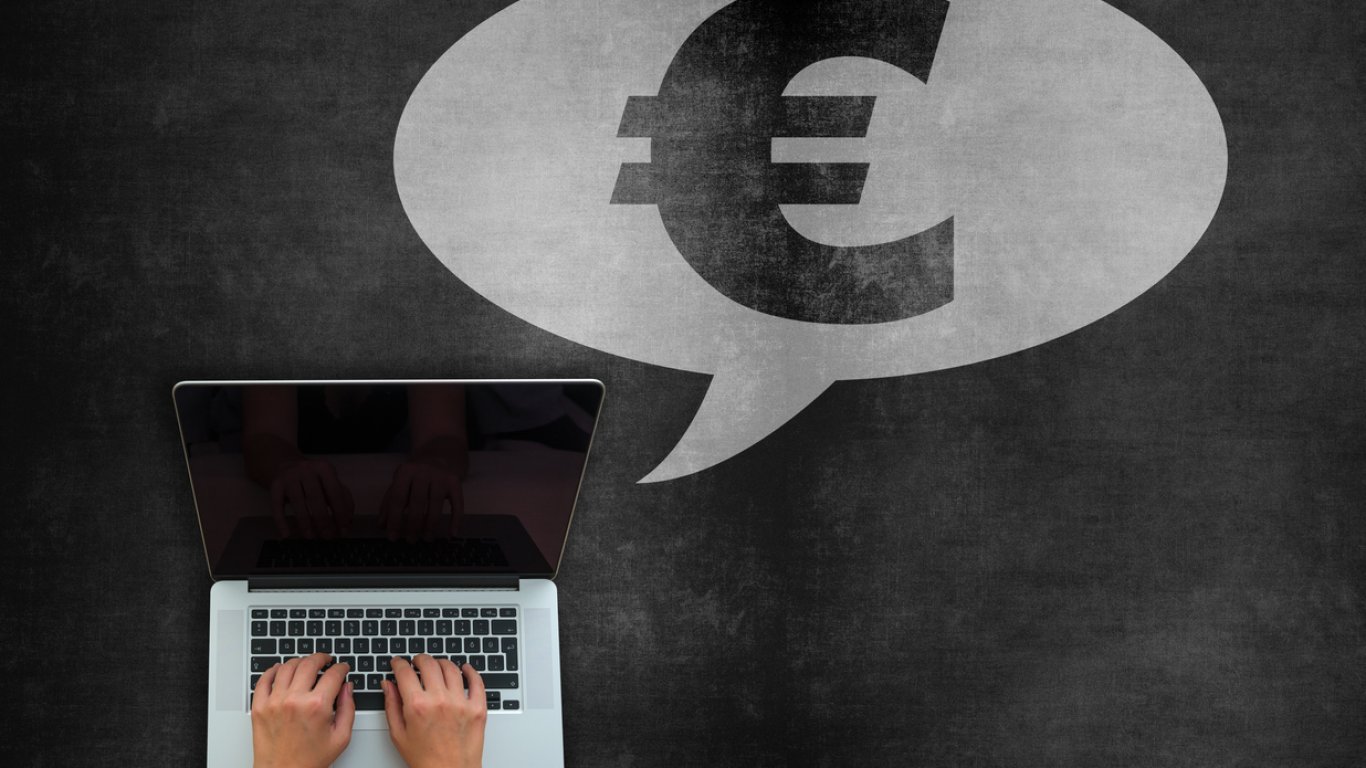 Министерство на финансите пусна сайт за еврото, ще бори фалшивите новини