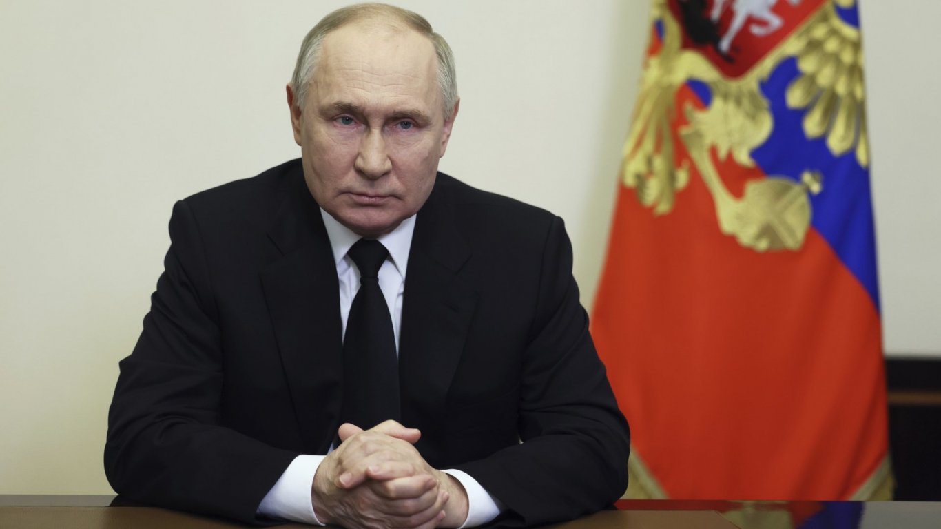 Нападението в Русия опетни имиджа на Путин на корав лидер