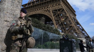 Атал заяви че допълнителни 4000 войници ще бъдат поставени в