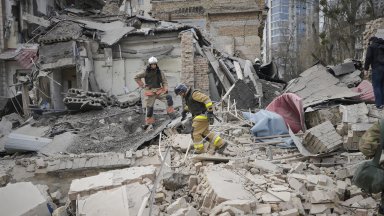 Част от сградата на Киевската академия по приложни изкуства е унищожена при руския удар