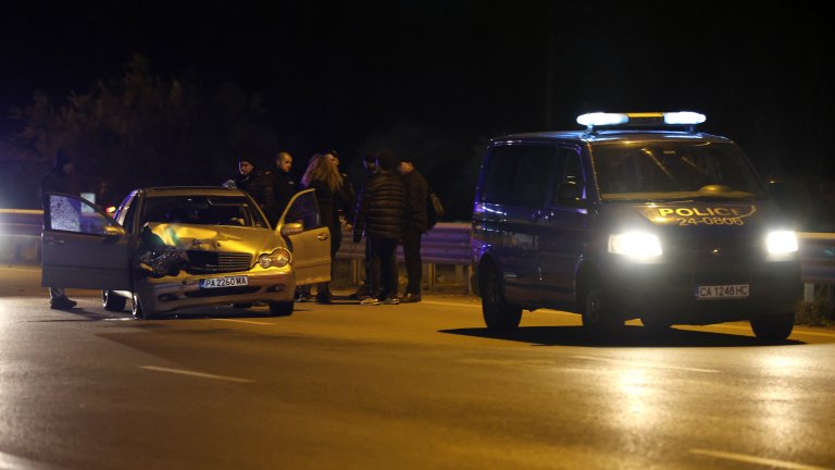 Гонка между патрулка и кола с мигранти завърши с катастрофа на Околовръстния път в София
