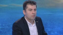 Кирил Петков: Преди 9 месеца Борисов направи лоша за ГЕРБ сделка и искаше да я предоговори