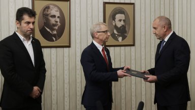 От ПП ДБ обаче защитиха промените в основния закон и настояха