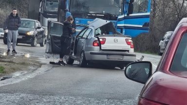 Тежка катастрофа край Враца, загинали са две жени