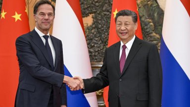 Пекин е важен съюзник на Москва и според Рюте китайското