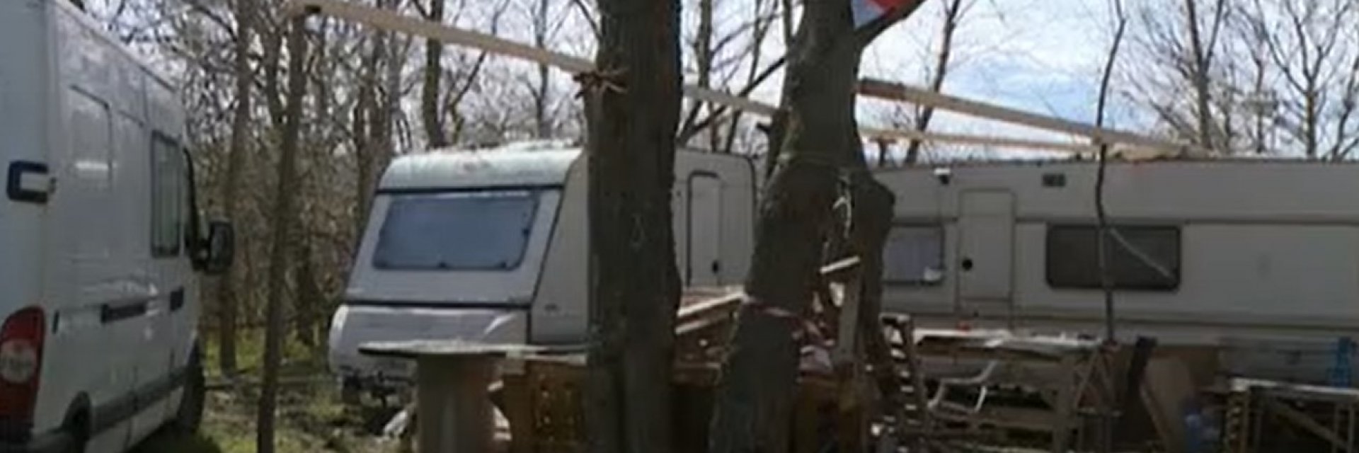Къмпингуващи с каравани и палатки се самонастаниха в защитената зона "Камчия"