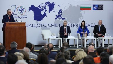 Президентът Румен Радев и премиерът в оставка Николай Денков определиха