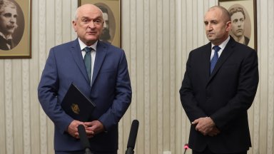 Димитър Главчев представя служебните министри на консултации при президента