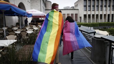 Руските власти обявиха арестувани управители на ЛГБТ бар за терористи и екстремисти