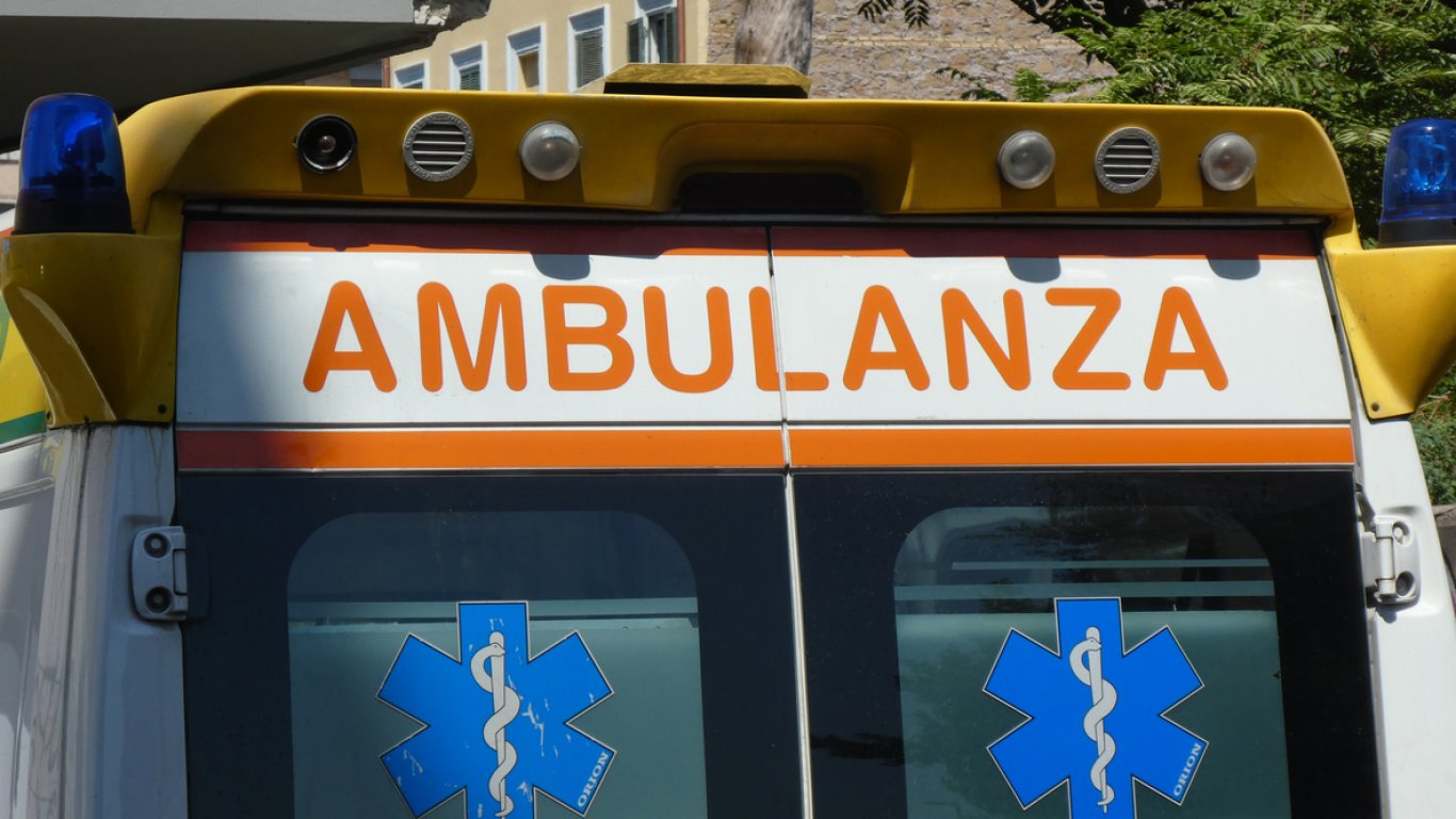 Теч на газ по време на Великденска литургия прати 25 души в болница в Италия