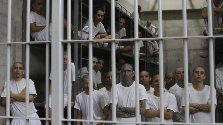 Салвадор въведе доживотна присъда за непълнолетни при тежки престъпления