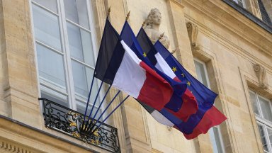 След разговор на военните министри Париж опровергава твърдения на Москва