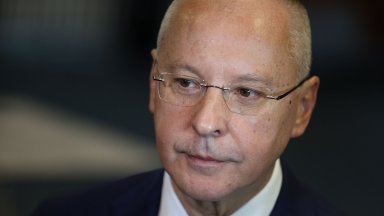 Сред участниците във форума който продължава и в момента са