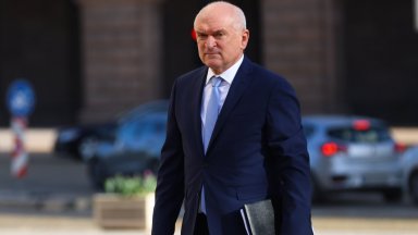 Полягайки клетвата с която встъпи в длъжност като президент на