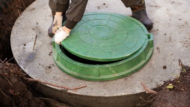 По първоначална информация изтичането на отровния газ е от канализационна