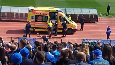 Наложи се и полиция влезе за кратко в сектор А