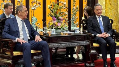 Китай ще подкрепя стабилното развитие на Русия под ръководството на