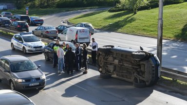 Инцидентът е станал около 10 часа тази сутрин Колата се