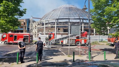 Арестуваха трима строителни работници заради изгорялото копие на Софийския цирк в Скопие