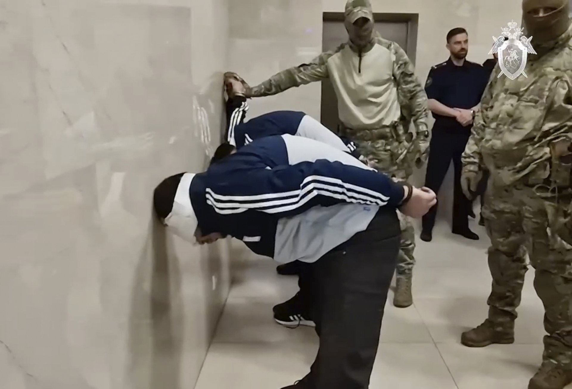Заподозрени за нападението в Крокус сити хол се намират в централата на руския Следствен комитет
