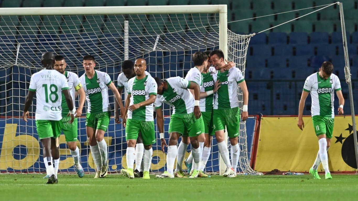 Пирин Благоевград с празничен оптимизъм: Загатват за нов собственик