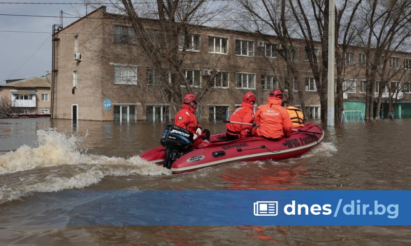 Снимки от потопа Кметът на Оренбург Сергей Салмин призова жителите