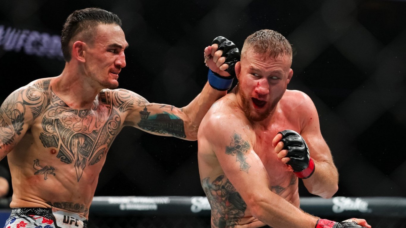 Холоуей със страховит нокаут срещу Гейджи на UFC 300, обявиха мача на Макгрегър (видео)